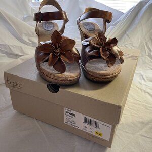 b.o.c. Spade Brown Wedge Sandals (Size 11)